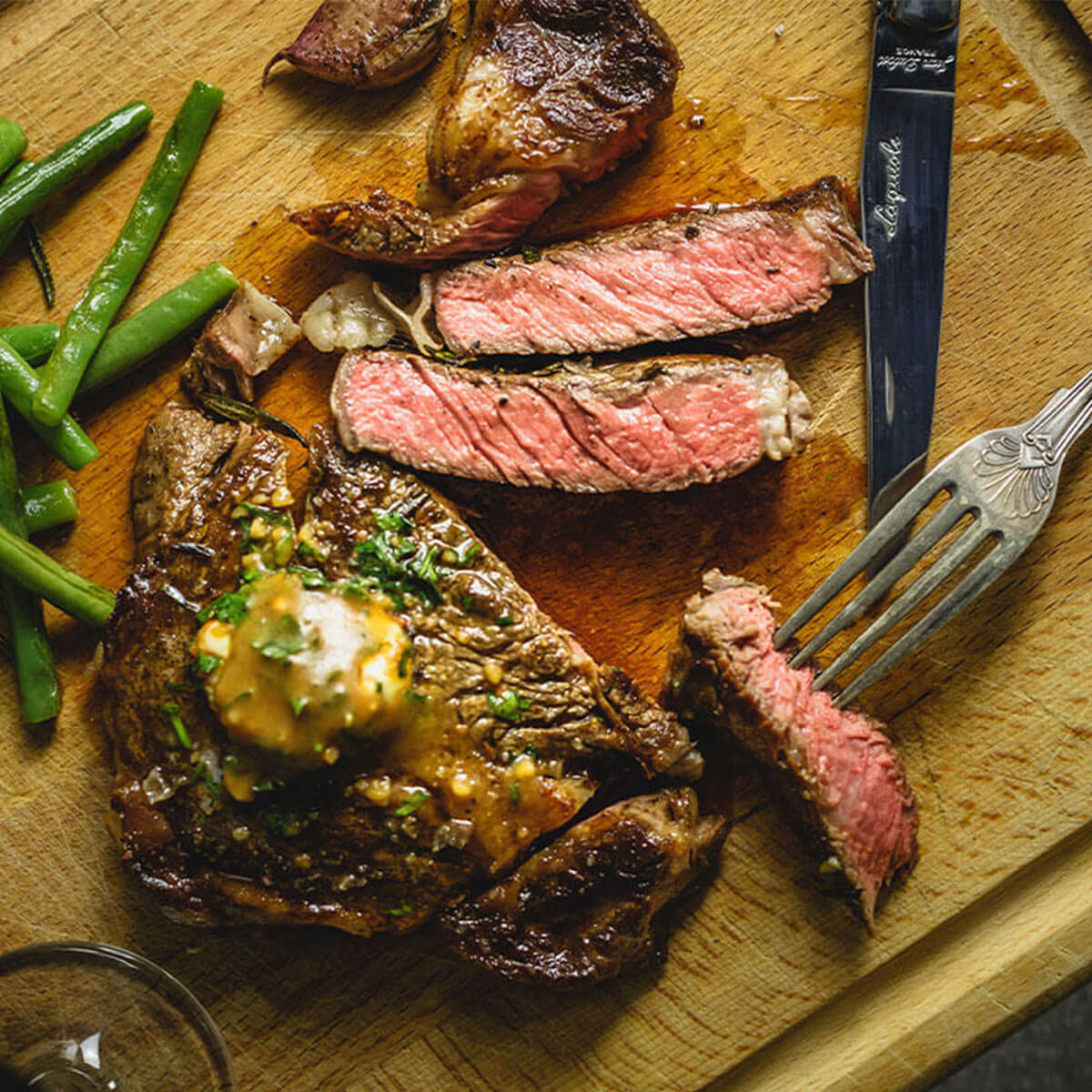 Rib-Eye Steak